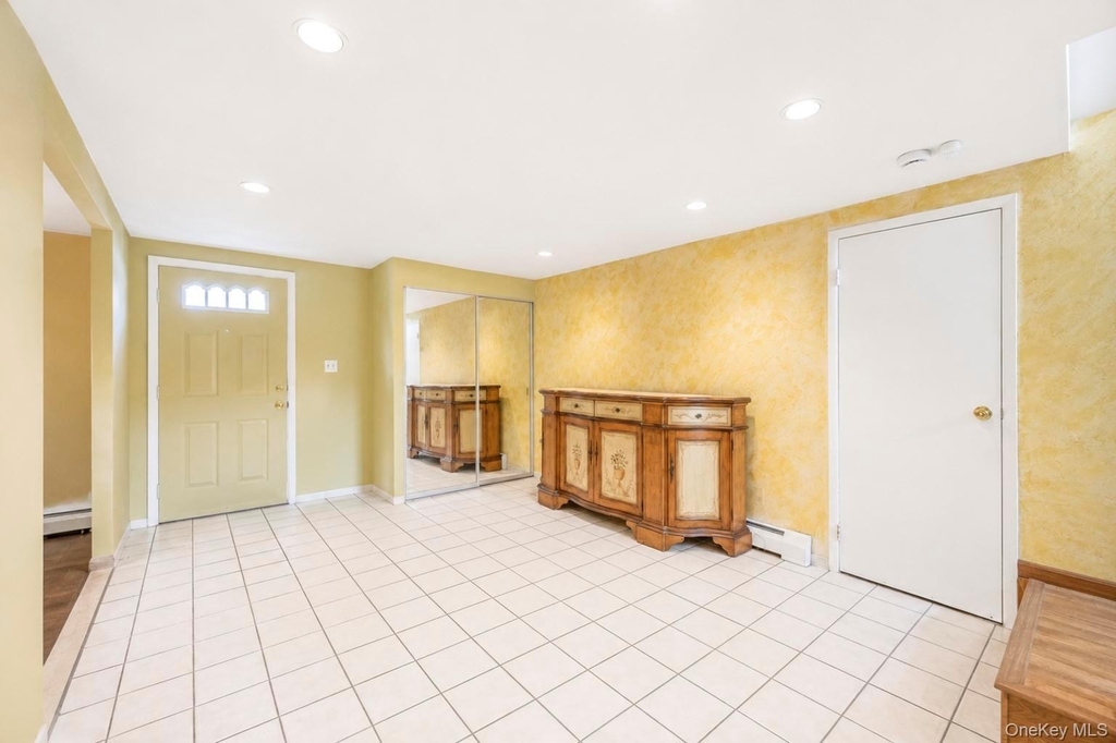 25 Hewes Street - Photo 22