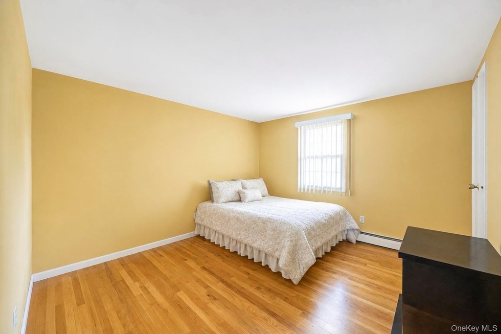 25 Hewes Street - Photo 33