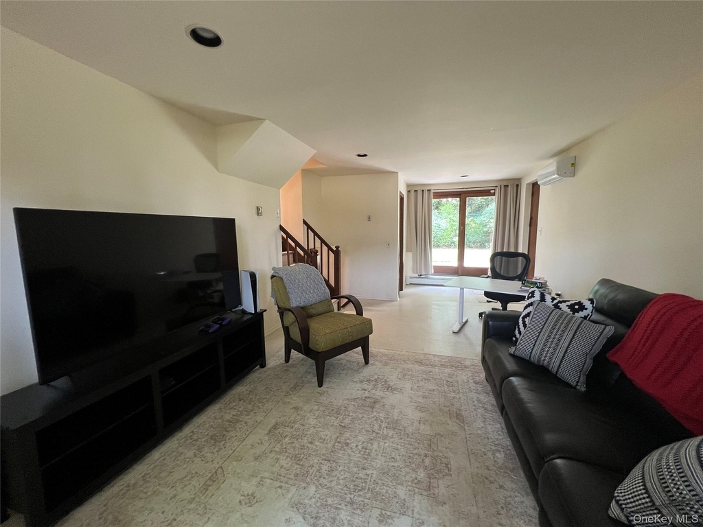 140 Hayes Street - Photo 6