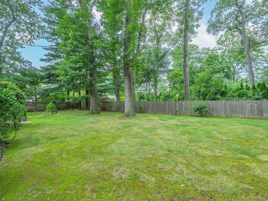 7 Appletree Lane - Photo 32