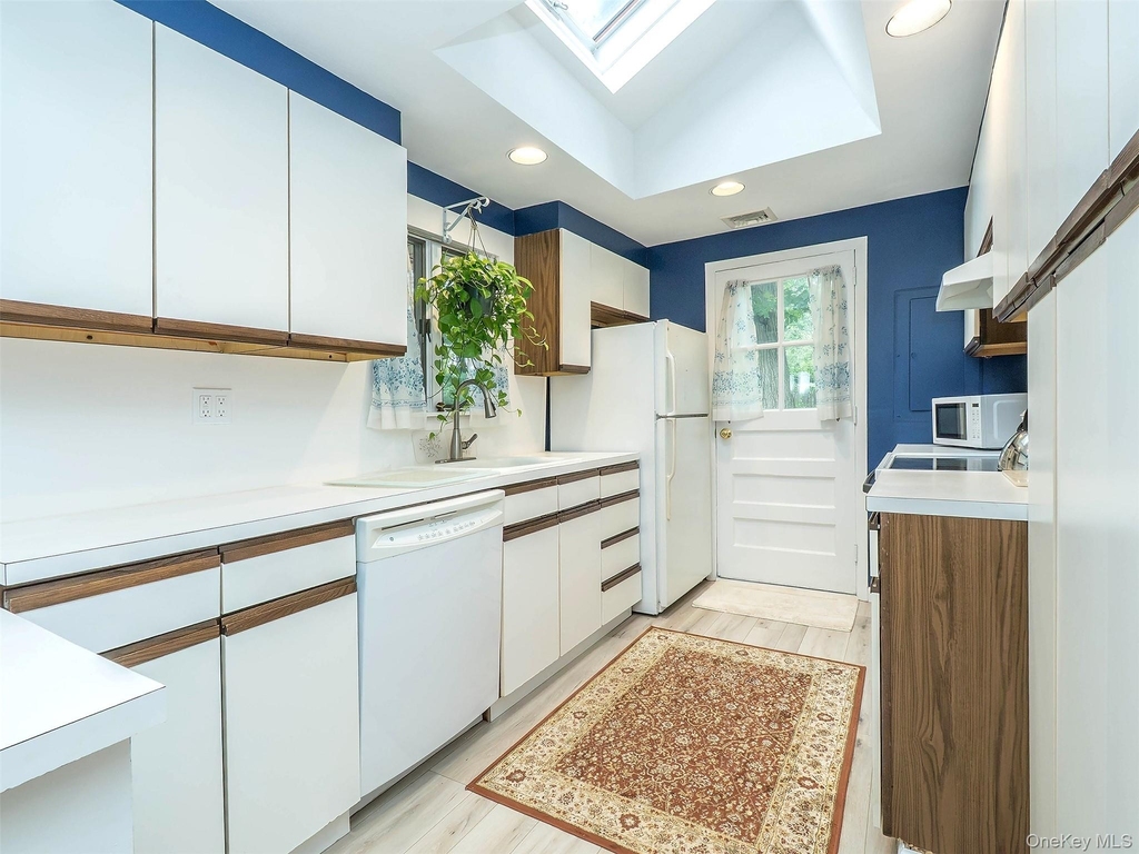7 Appletree Lane - Photo 14