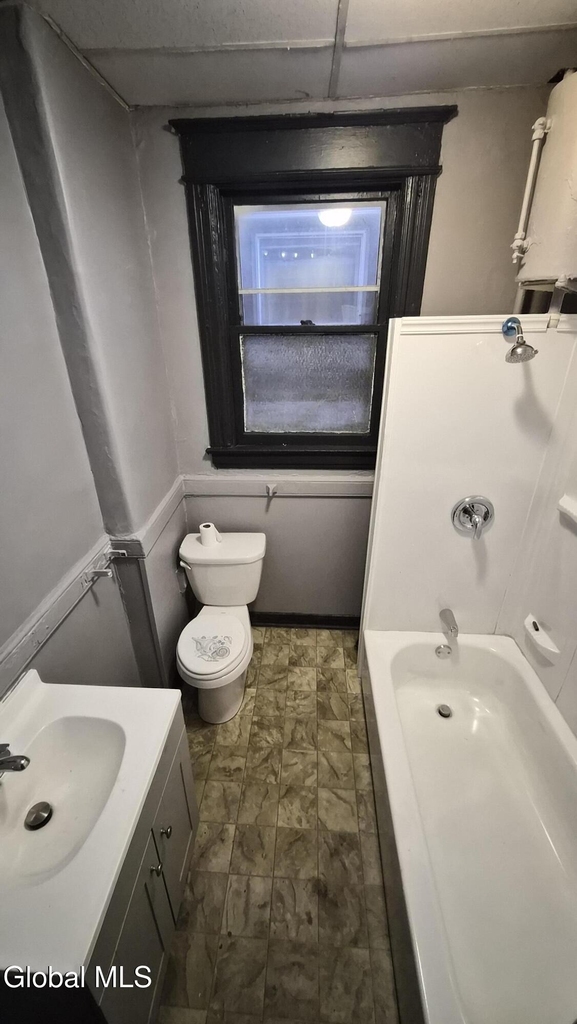41-43 N Manning Boulevard - Photo 8