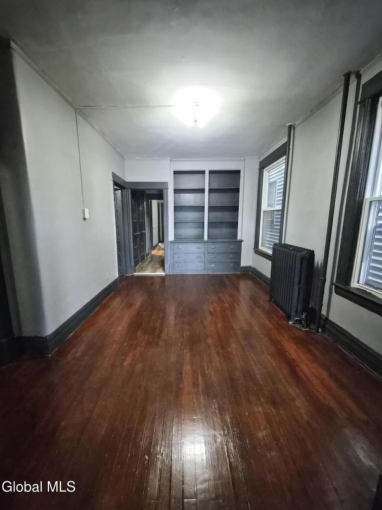 41-43 N Manning Boulevard - Photo 3