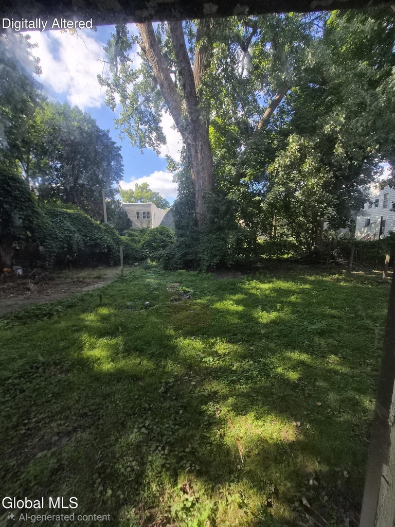 41-43 N Manning Boulevard - Photo 10