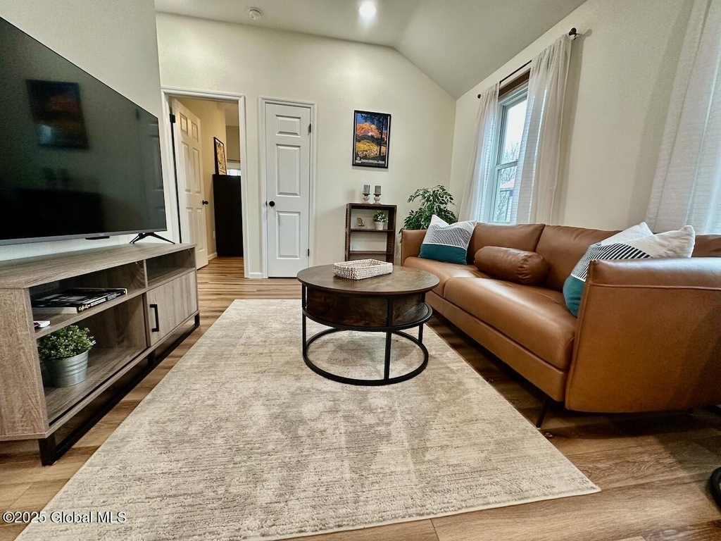 59 S Franklin Street - Photo 6
