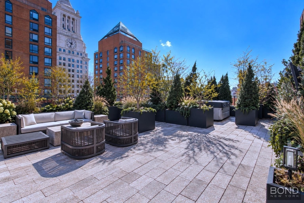 1 Irving Place - Photo 9