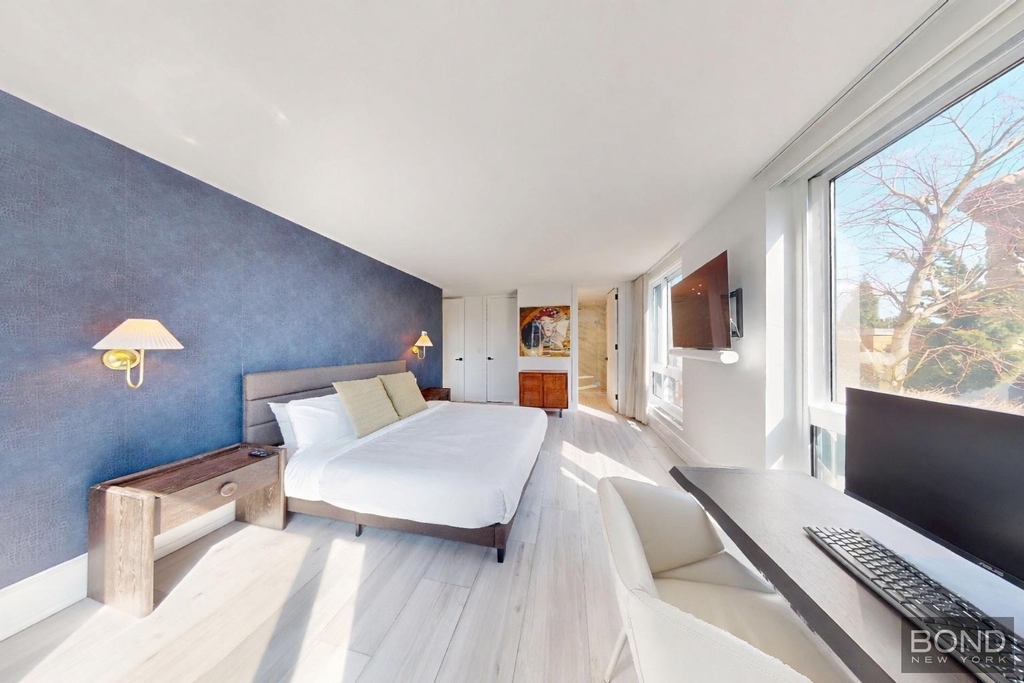 1 Irving Place - Photo 11