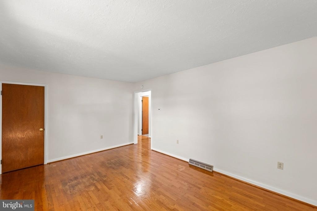 445 Royal Street - Photo 6