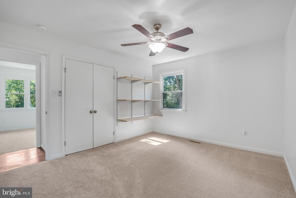 43 Green Leaf Terrace - Photo 19