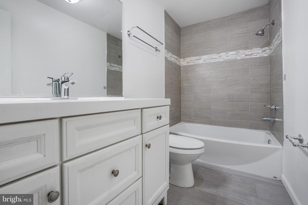 43 Green Leaf Terrace - Photo 18