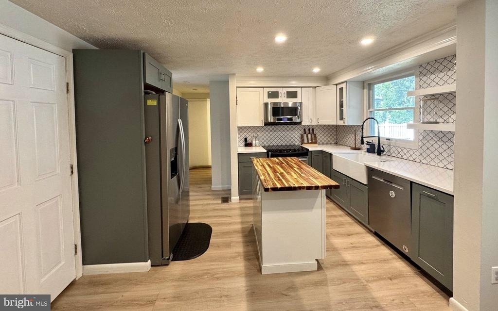 1002 Harbour Drive - Photo 6
