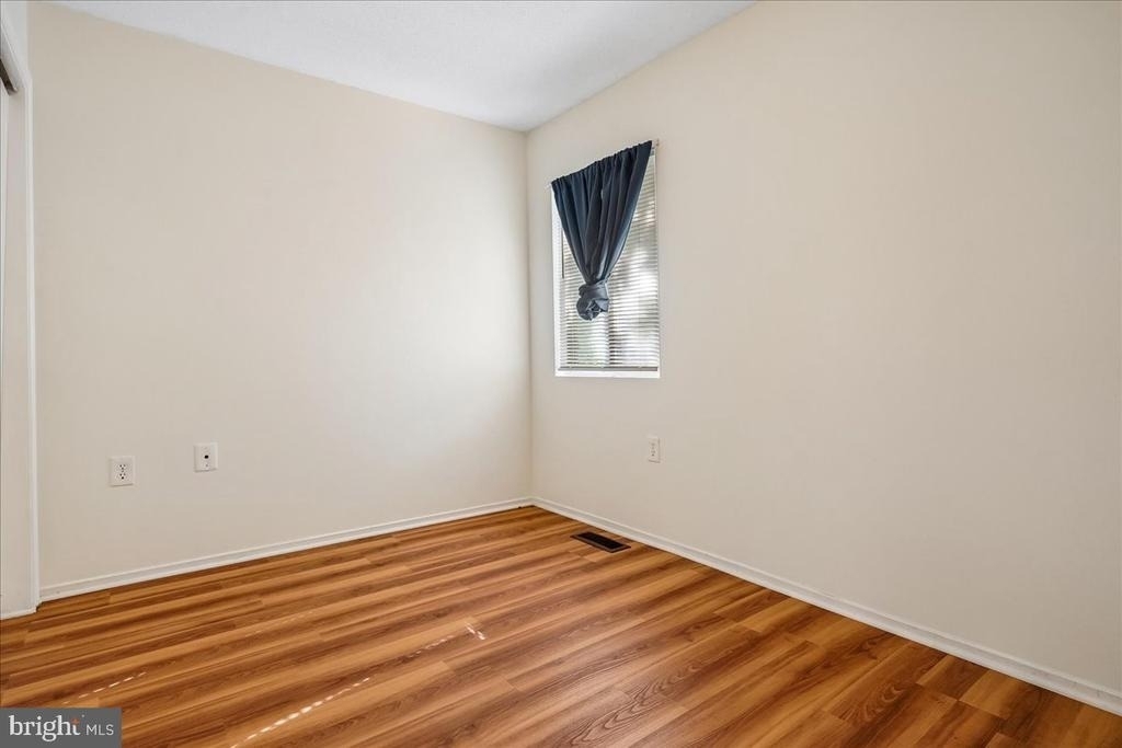 15285 Flintlock Terrace - Photo 10