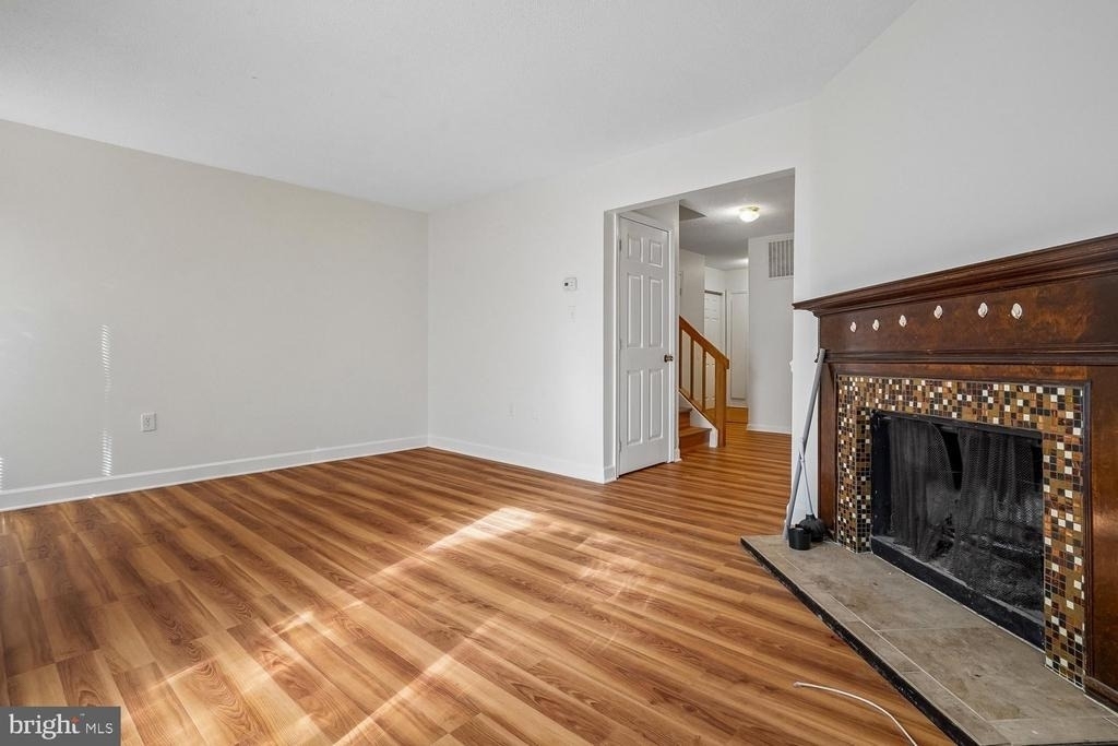 15285 Flintlock Terrace - Photo 3