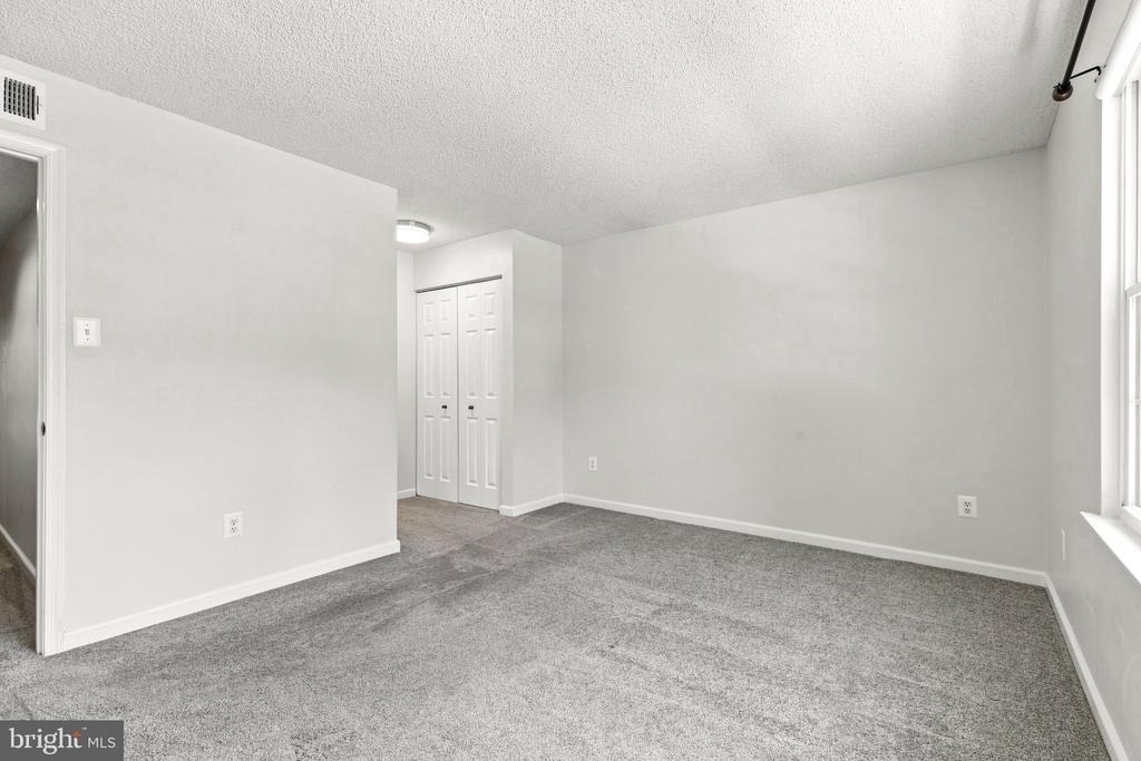 12213 Chaucer Lane - Photo 14