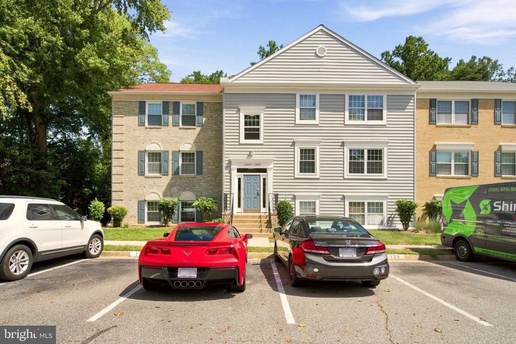 12213 Chaucer Lane - Photo 1