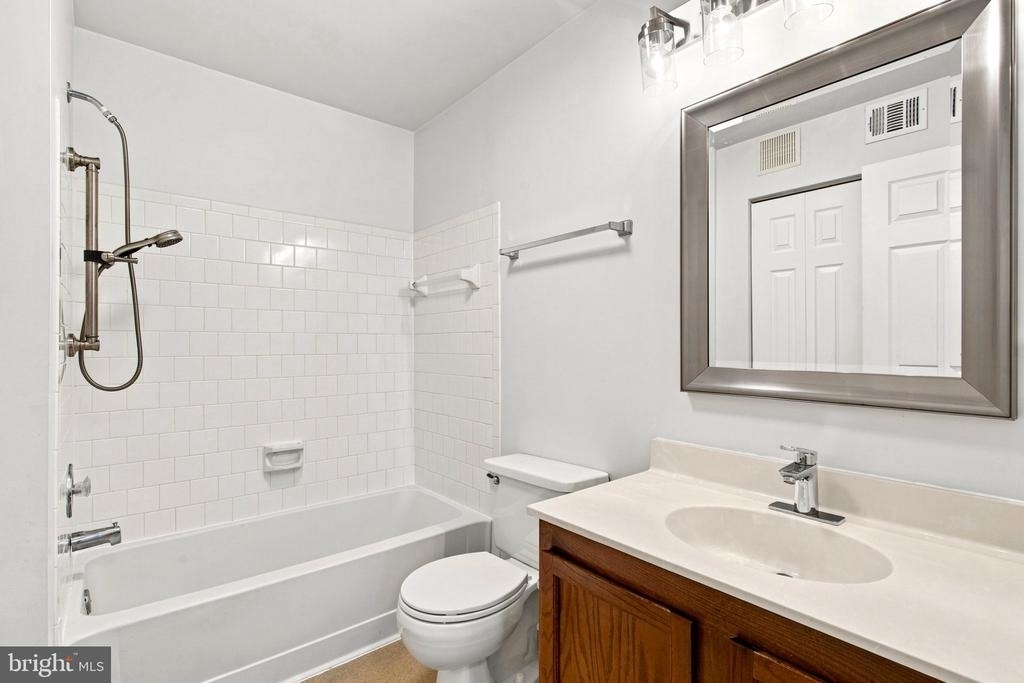 12213 Chaucer Lane - Photo 17