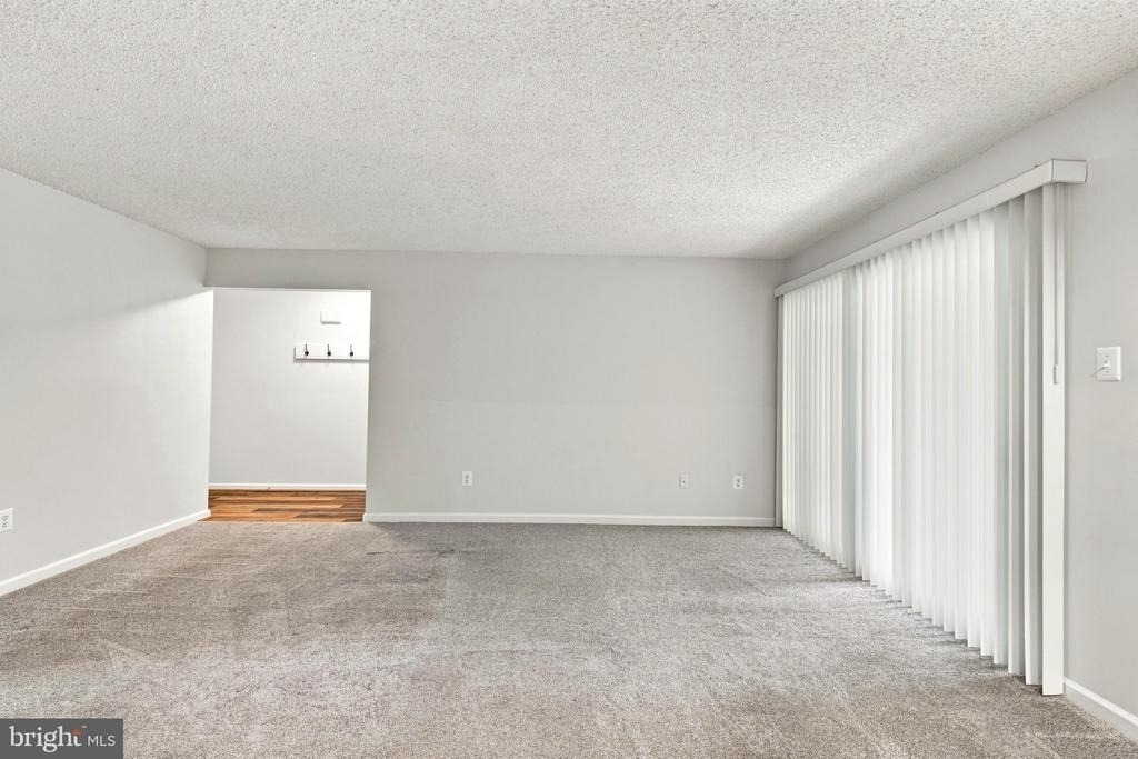 12213 Chaucer Lane - Photo 11