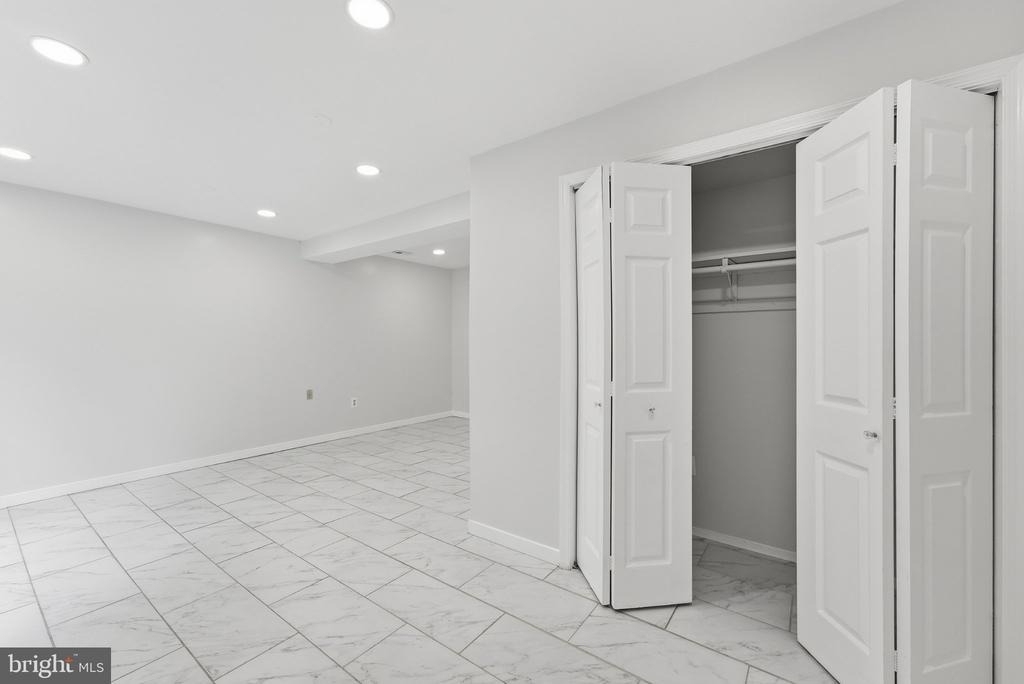 4200 Gerry Lane - Photo 18