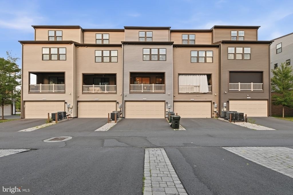 22311 Tees Terrace - Photo 2