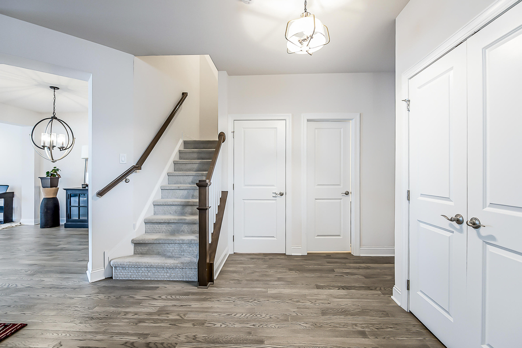 3075 N Spurway Drive - Photo 5