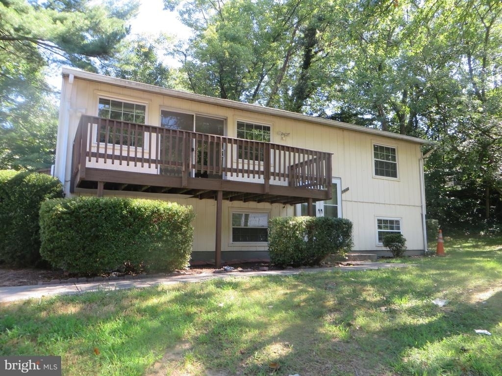 7906 Orange Plank Road - Photo 33