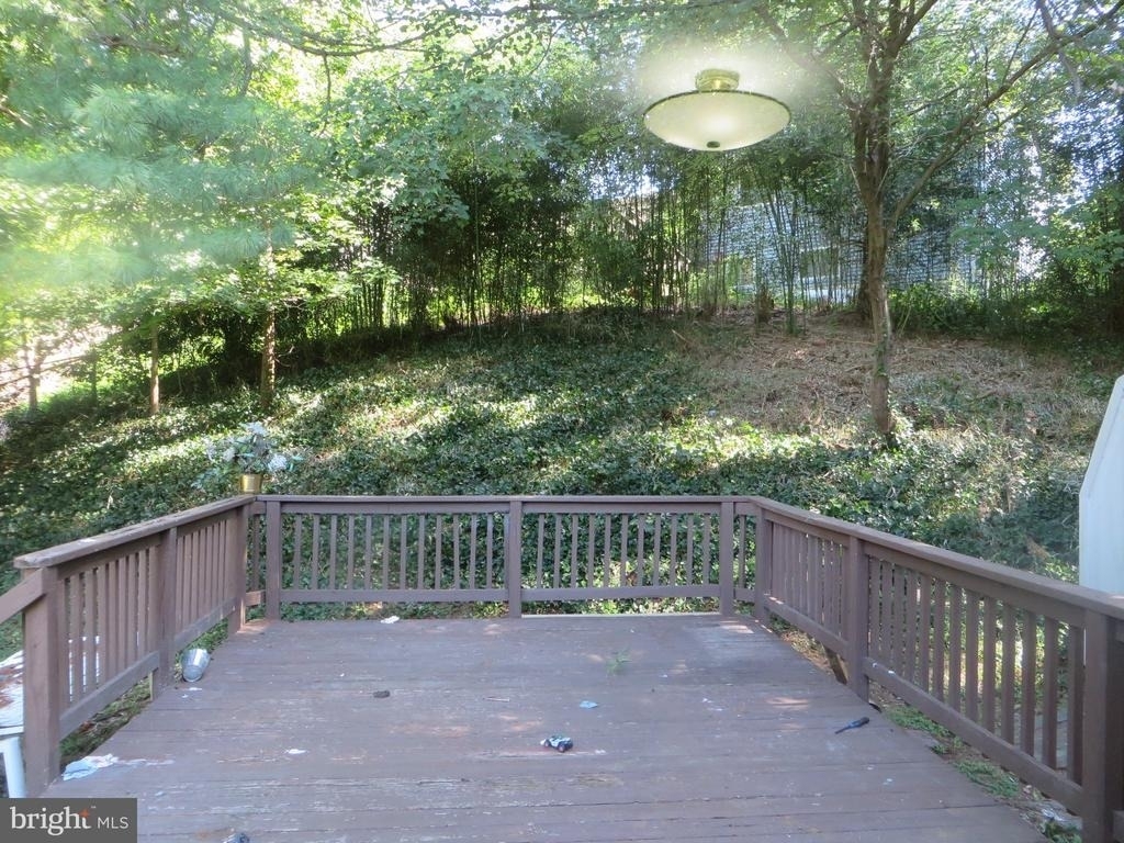 7906 Orange Plank Road - Photo 25
