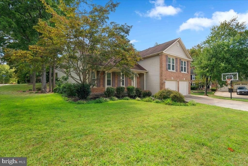 9303 Macswain Place - Photo 1