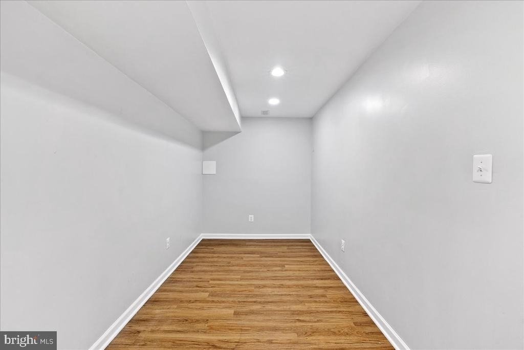 9303 Macswain Place - Photo 18