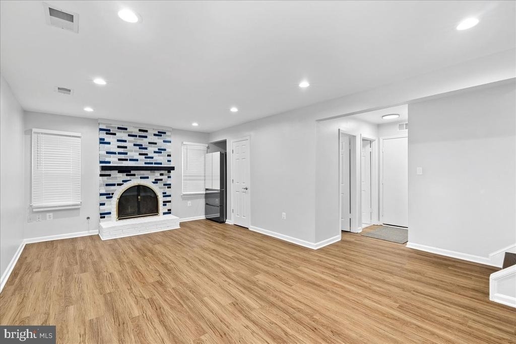 9303 Macswain Place - Photo 10