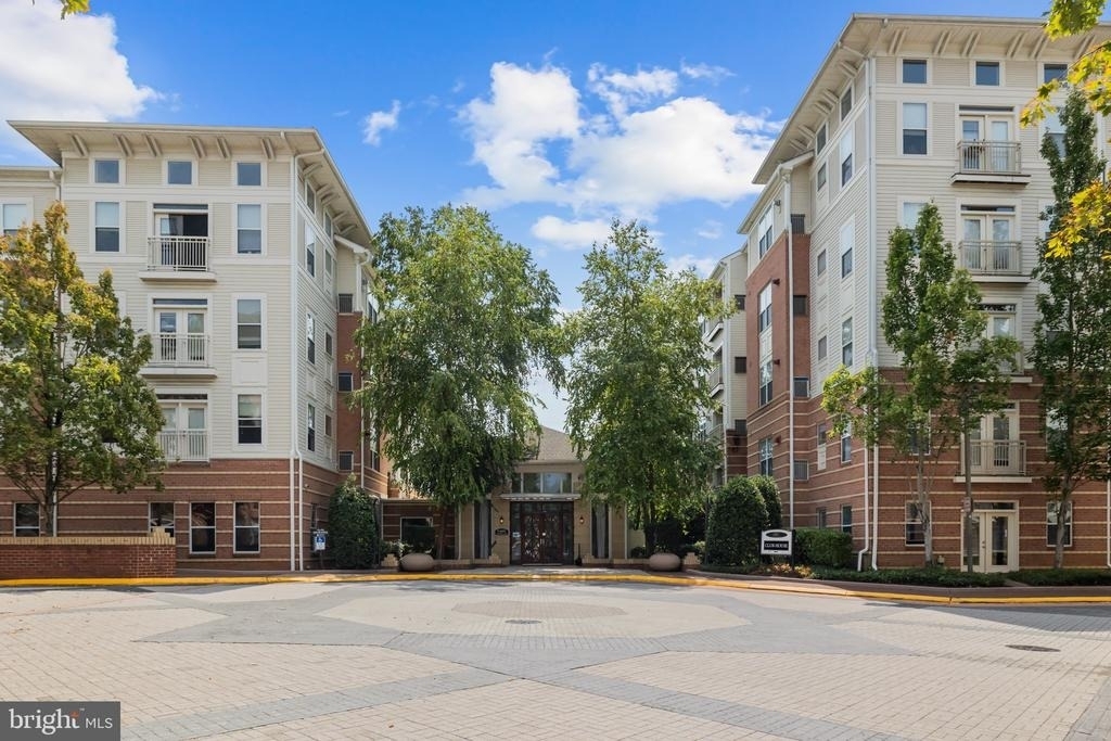 9486 Virginia Center Boulevard - Photo 0