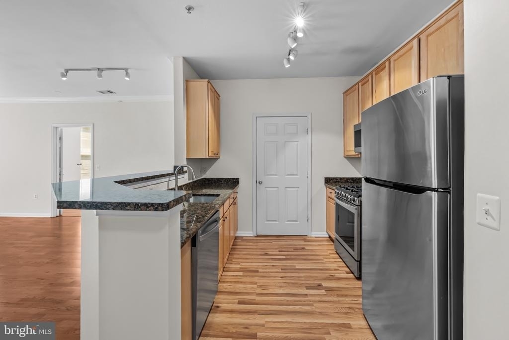 9486 Virginia Center Boulevard - Photo 5