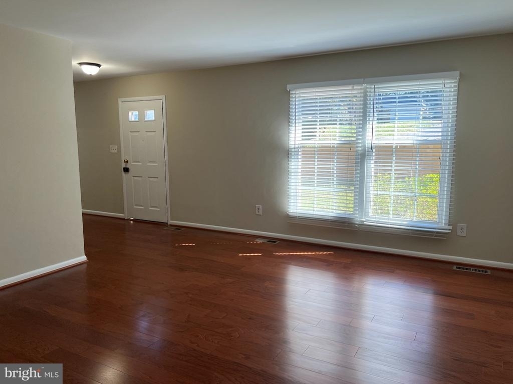 724 Upham Place Nw - Photo 6