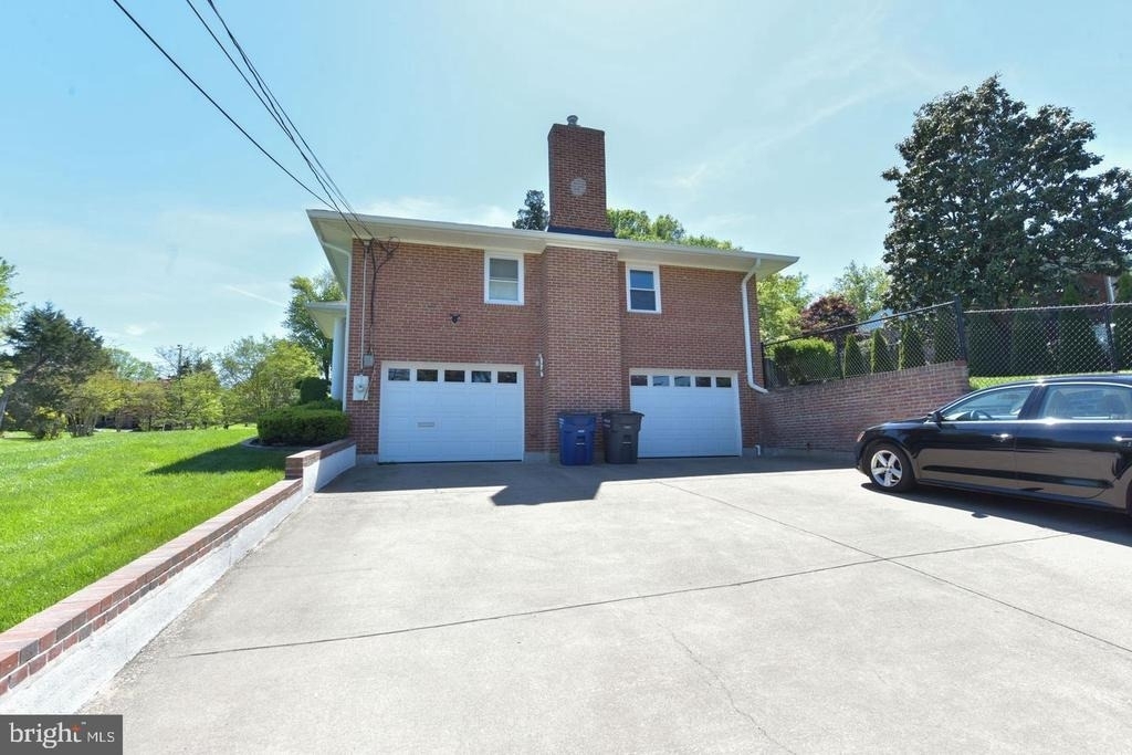 1500 Smith Street - Photo 27