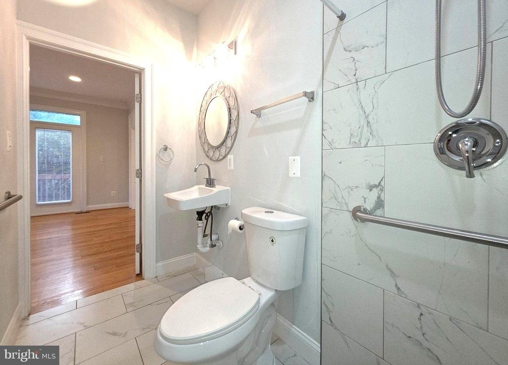6440 Columbia Pike - Photo 47