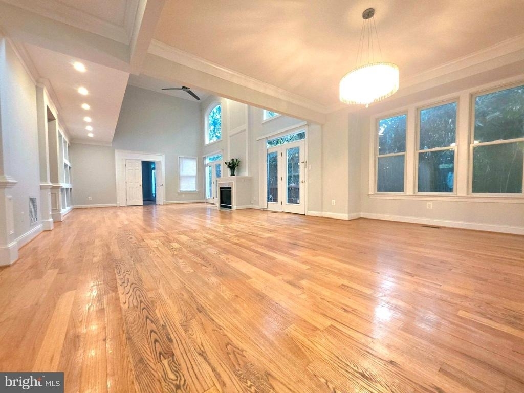 6440 Columbia Pike - Photo 33