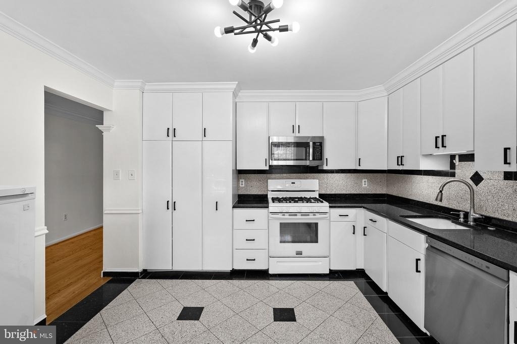 7877 Painted Daisy Drive - Photo 11