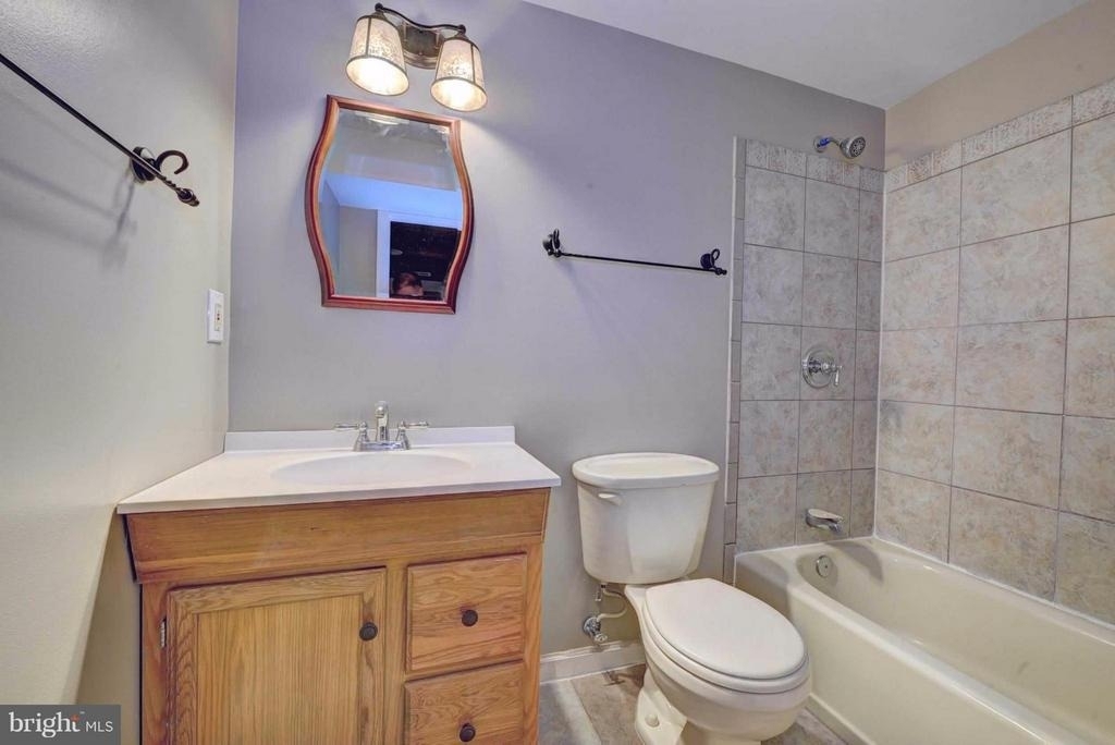 7794 Euclid Way - Photo 17