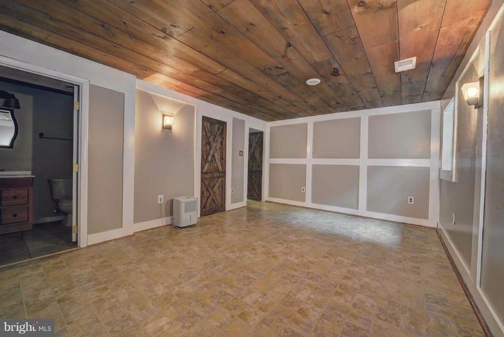 7794 Euclid Way - Photo 16