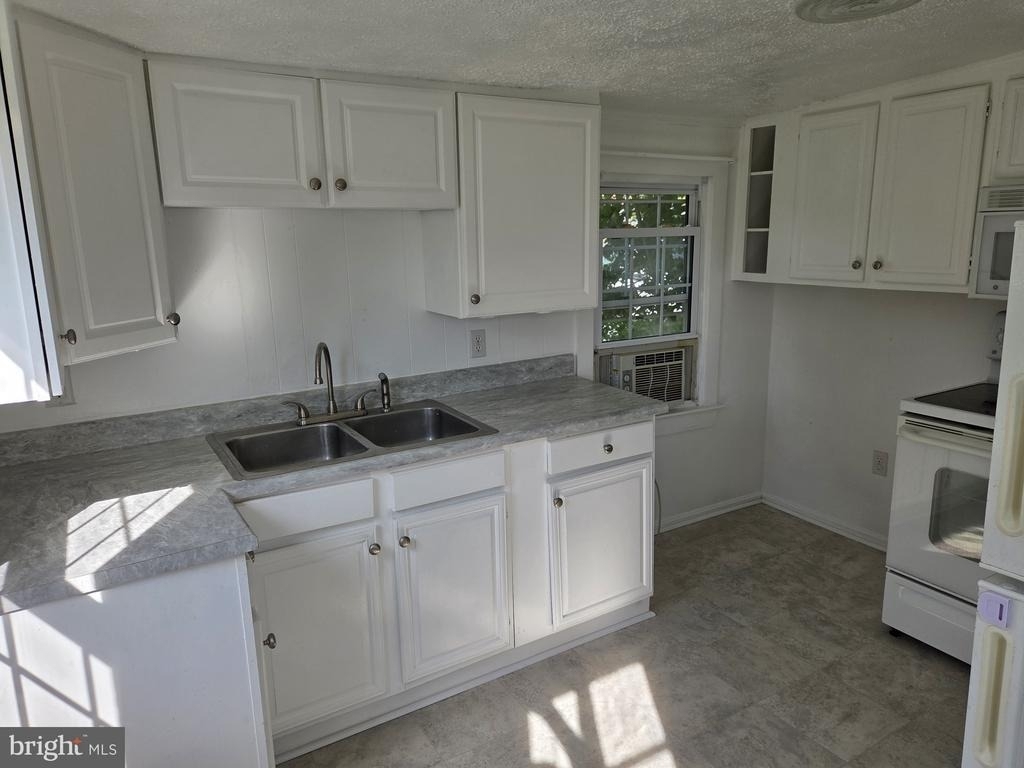 5335 Germain Street - Photo 14