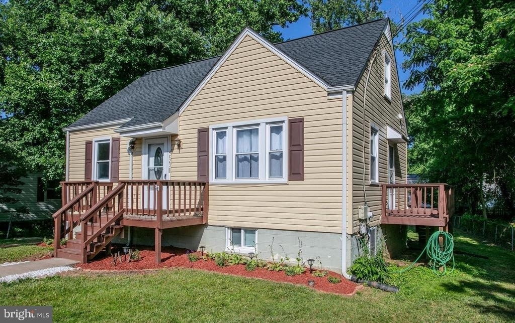 4023 Chestnut Street - Photo 0