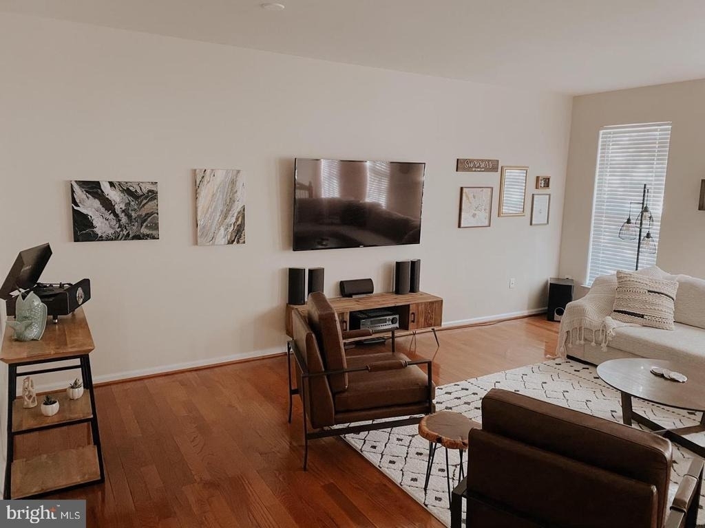 1104 Hoke Lane - Photo 4