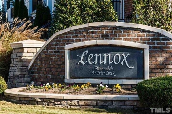 10118 Knotty Pine Lane - Photo 4
