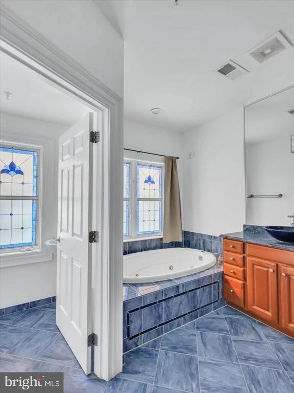 1335 N 14th Street N - Photo 16