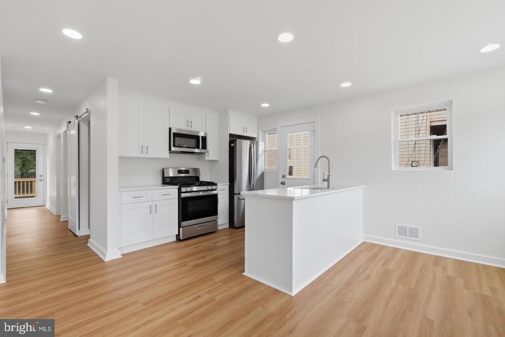 1545 11th Street S - Photo 6