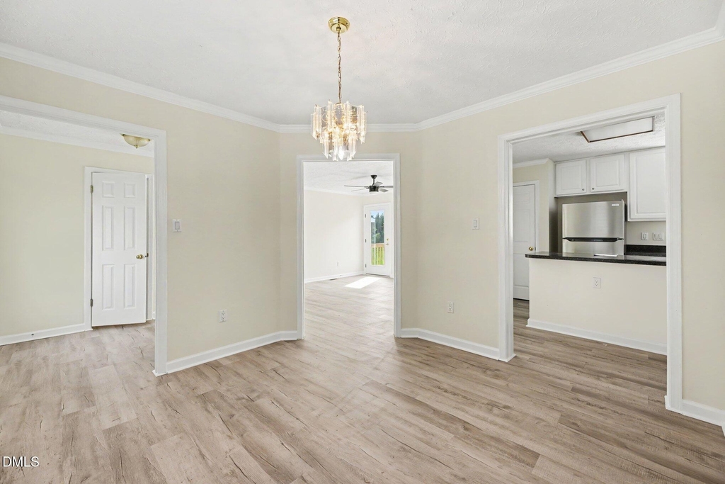 148 Clearwater Drive - Photo 5
