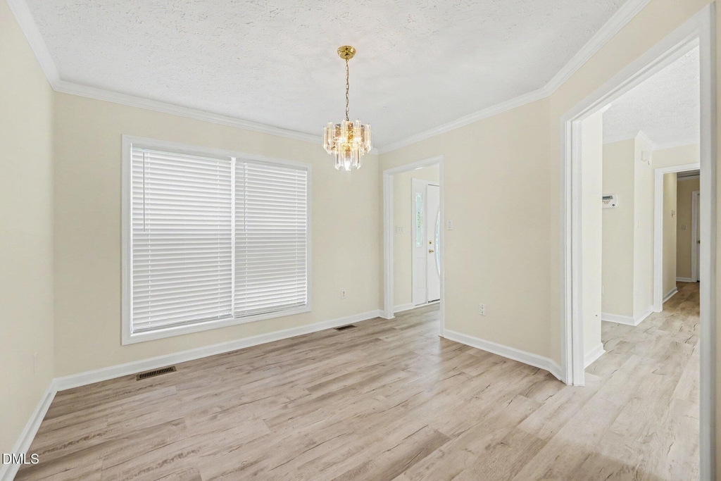 148 Clearwater Drive - Photo 6