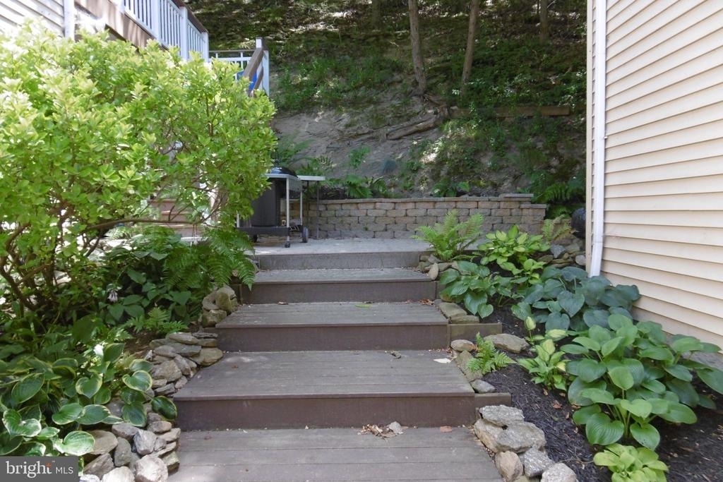 235 Parker Avenue - Photo 24