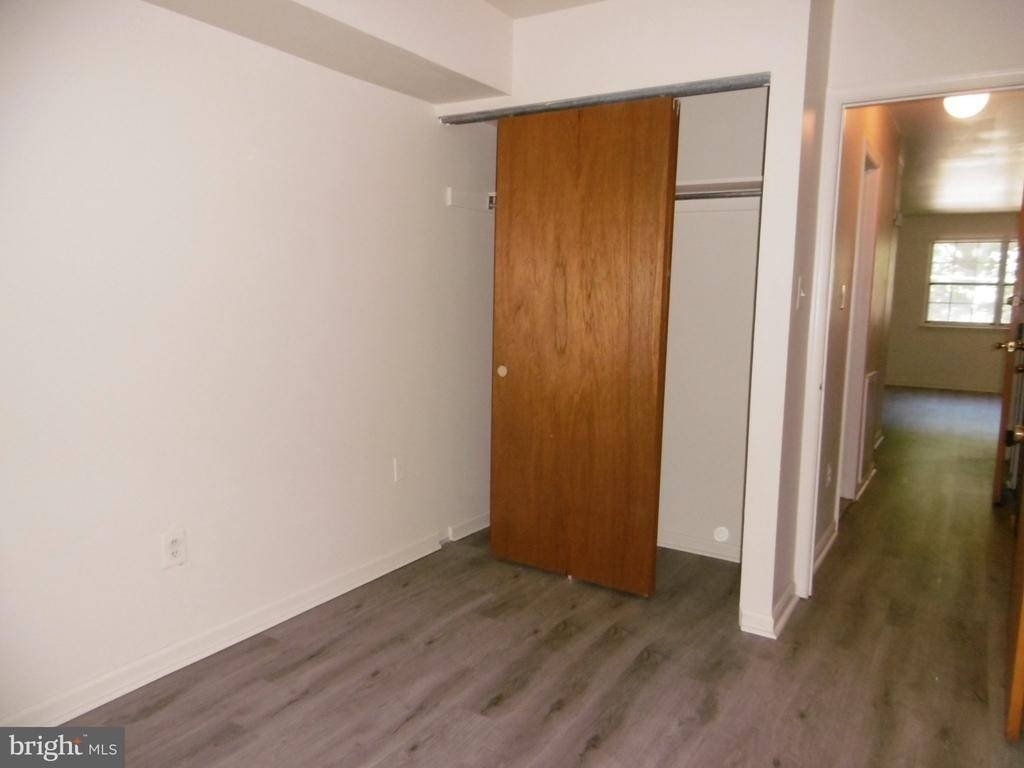 235 Parker Avenue - Photo 3