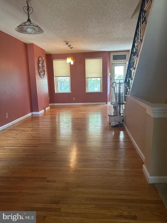 1117 Winton Street - Photo 4
