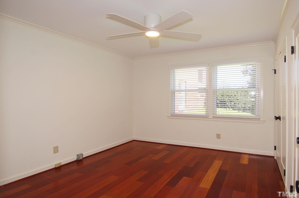 2100 Sutton Drive - Photo 6